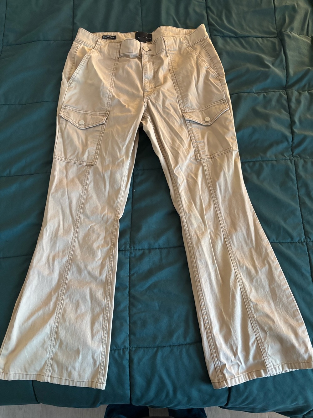 White House Black Market Beige Wide-Leg Cargo Jeans